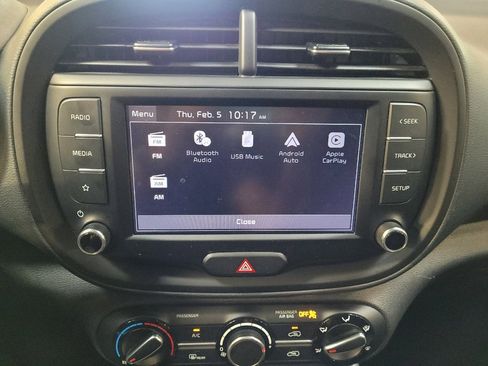 Used 2023 Kia Soul LX w/ LX Technology Package image 25