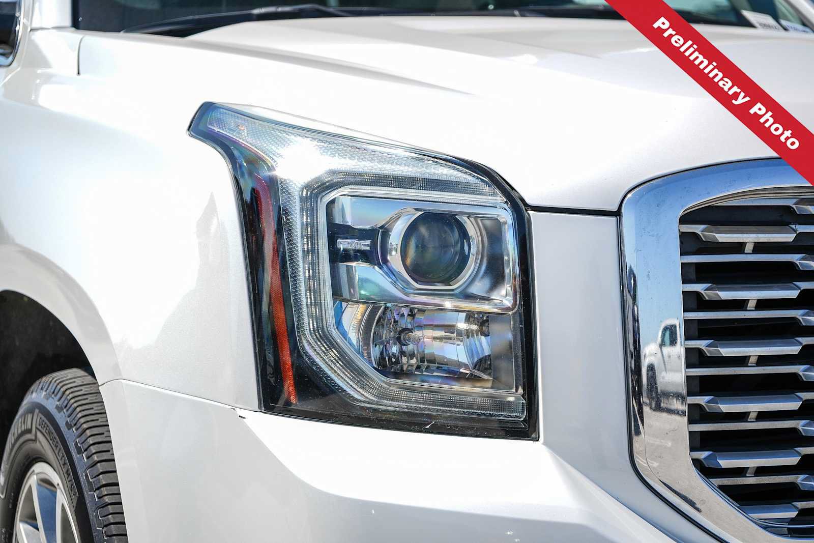 Used 2019 GMC Yukon XL Denali w/ Open Road Package AWD/4WD image 4