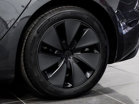 Used 2025 Tesla Model 3 Long Range image 57