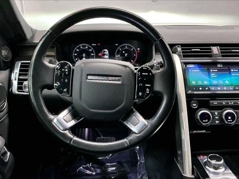 Used 2019 Land Rover Discovery HSE image 8