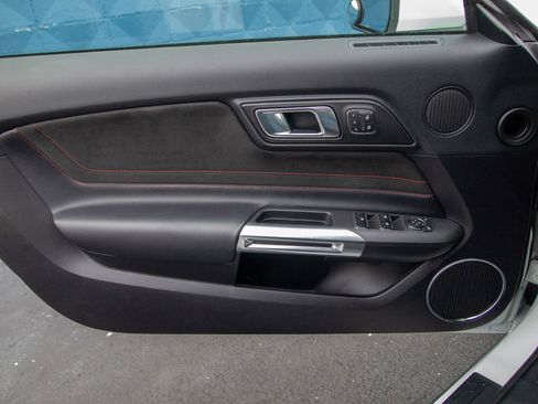 Used 2019 Ford Mustang GT Premium w/ Equipment Group 401A image 11