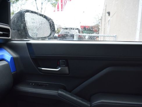 Used 2025 Toyota Tacoma TRD Off-Road AWD/4WD image 19