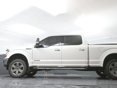 Used 2018 Ford F150 Lariat w/ FX4 Off-Road Package AWD/4WD image 22