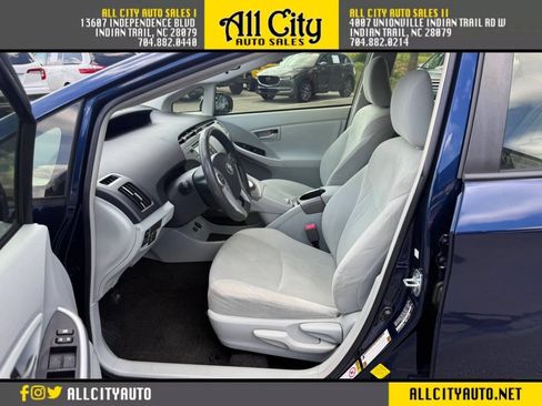 Used 2012 Toyota Prius Three FWD image 18