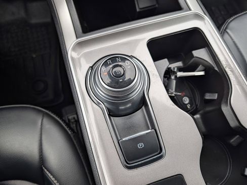 Used 2023 Ford Edge SEL image 24