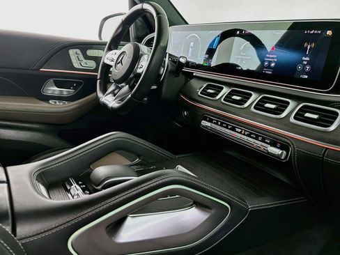 Used 2021 Mercedes-Benz GLE 63 AMG S image 31