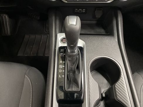 Used 2025 Nissan Altima 2.5 SV FWD image 26