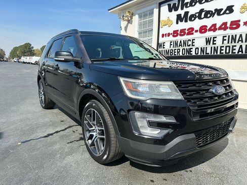 Used 2017 Ford Explorer Sport w/ Equipment Group 401A image 7