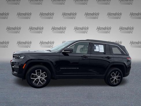 Used 2025 Jeep Grand Cherokee Limited AWD/4WD image 6