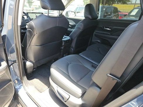 Used 2026 Toyota Grand Highlander AWD image 11