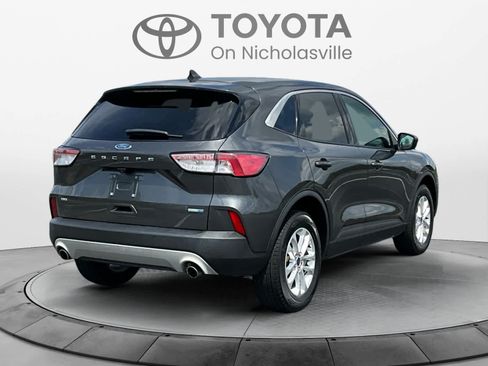 Used 2020 Ford Escape SE AWD/4WD image 5