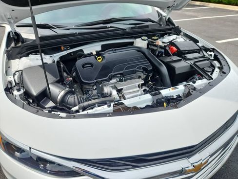 Used 2024 Chevrolet Malibu LT FWD image 16