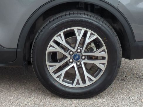 Used 2022 Ford Escape SEL w/ Technology Package image 14