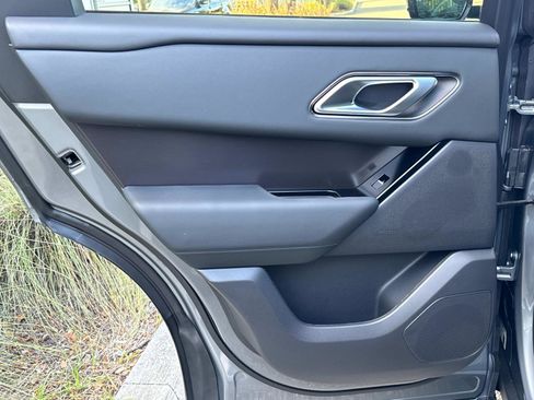 New 2026 Land Rover Range Rover Velar Dynamic SE image 13