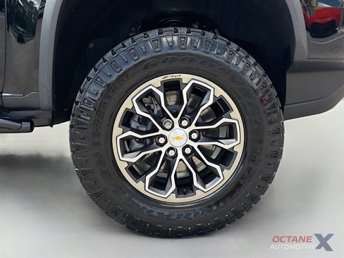 Used 2022 Chevrolet Colorado ZR2 AWD/4WD image 30
