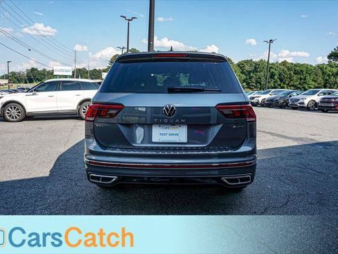 Used 2022 Volkswagen Tiguan SEL R-Line AWD/4WD image 14