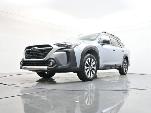 Used 2024 Subaru Outback Limited AWD/4WD image 36