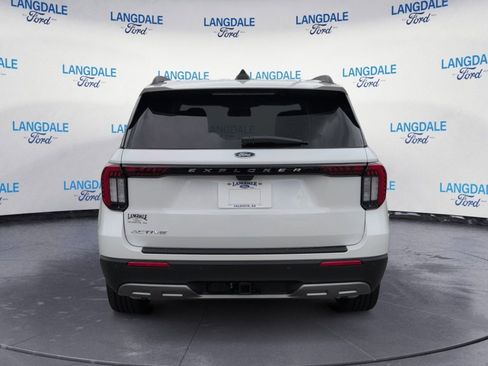 New 2026 Ford Explorer Active image 8