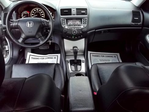 Used 2007 Honda Accord EX image 2