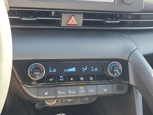 New 2026 Hyundai Elantra SEL Sport FWD image 13