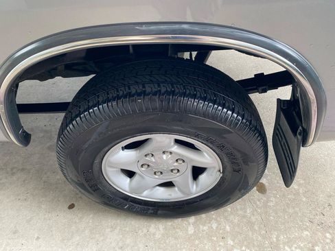 Used 2002 Toyota Tundra SR5 RWD image 24