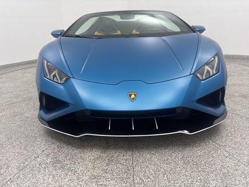 Used 2020 Lamborghini Huracan EVO RWD image 27