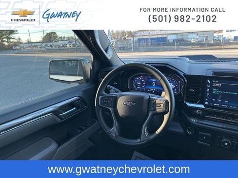 Used 2024 Chevrolet Silverado 1500 ZR2 w/ Technology Package image 29