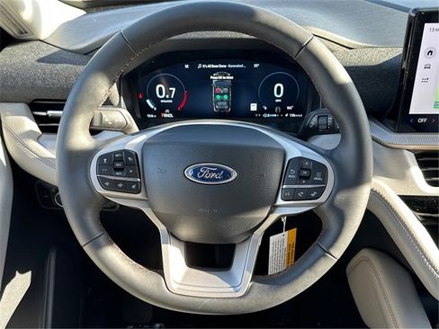 New 2026 Ford Explorer Active w/ Active Comfort Package image 21
