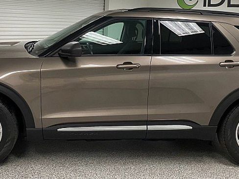 Used 2021 Ford Explorer XLT w/ Class III Trailer Tow Package image 8