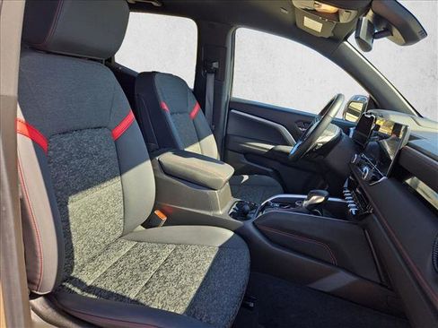 Used 2024 Chevrolet Colorado Z71 w/ Z71 Convenience Package 2 image 21