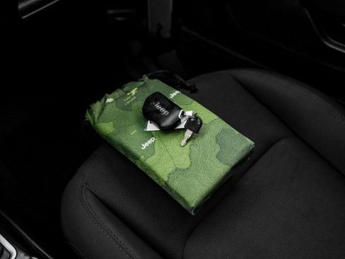 Used 2020 Jeep Wrangler Unlimited Sport AWD/4WD image 56