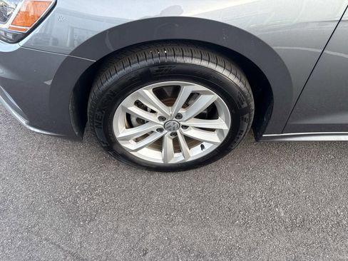 Certified 2021 Volkswagen Passat 2.0T S image 11