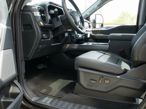 New 2025 Ford F250 Lariat w/ Lariat Ultimate Package image 22