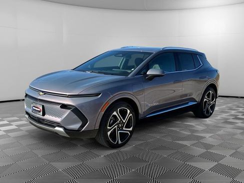 New 2026 Chevrolet Equinox EV LT w/ Convenience Package II image 7