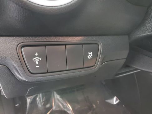 Used 2023 Kia Forte LXS image 18