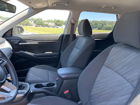 Used 2025 Kia Seltos LX AWD/4WD image 10