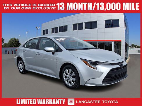 Used 2025 Toyota Corolla LE FWD image 1