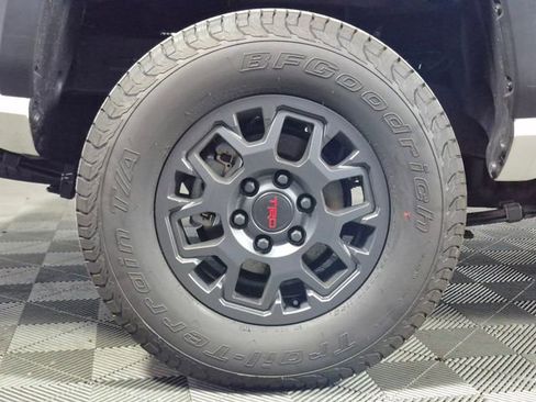 New 2025 Toyota Tacoma PreRunner image 22
