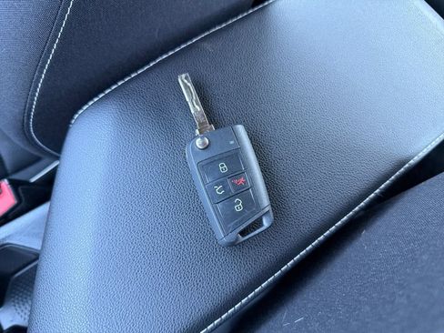 Used 2024 Volkswagen Jetta Sport FWD image 31