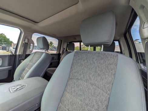 Used 2019 RAM 1500 Warlock AWD/4WD image 15