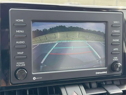 Used 2022 Toyota RAV4 XLE image 28