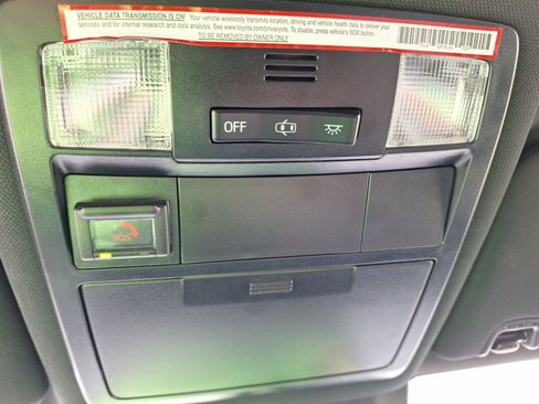 Used 2021 Toyota Tacoma TRD Sport w/ Technology Package image 29