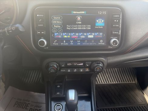 Used 2023 Nissan Kicks SR w/ SR Premium Package FWD image 13