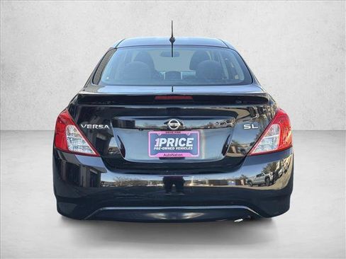 Used 2016 Nissan Versa SL image 6