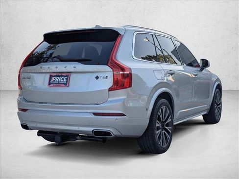 Used 2020 Volvo XC90 T6 Momentum w/ Protection Package Premier AWD/4WD image 5
