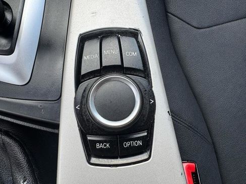 Used 2018 BMW 320i xDrive Sedan image 16