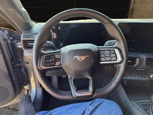 Used 2024 Ford Mustang GT RWD image 19