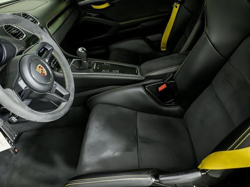 Used 2020 Porsche 718 Cayman GT4 image 20