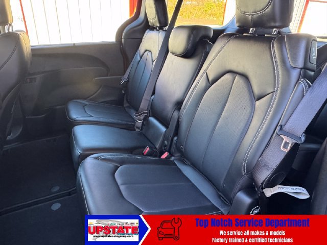 New 2026 Chrysler Pacifica Select FWD image 11