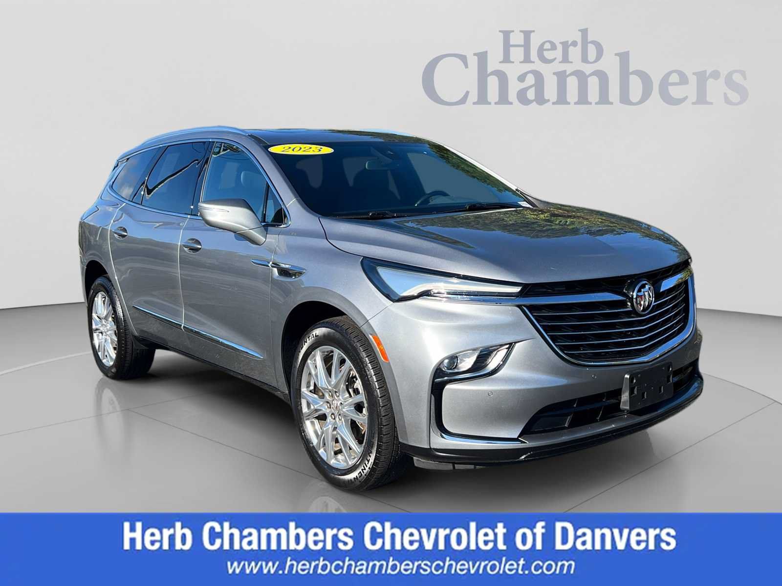 Used 2023 Buick Enclave Essence w/ Experience Buick Package AWD/4WD image 1